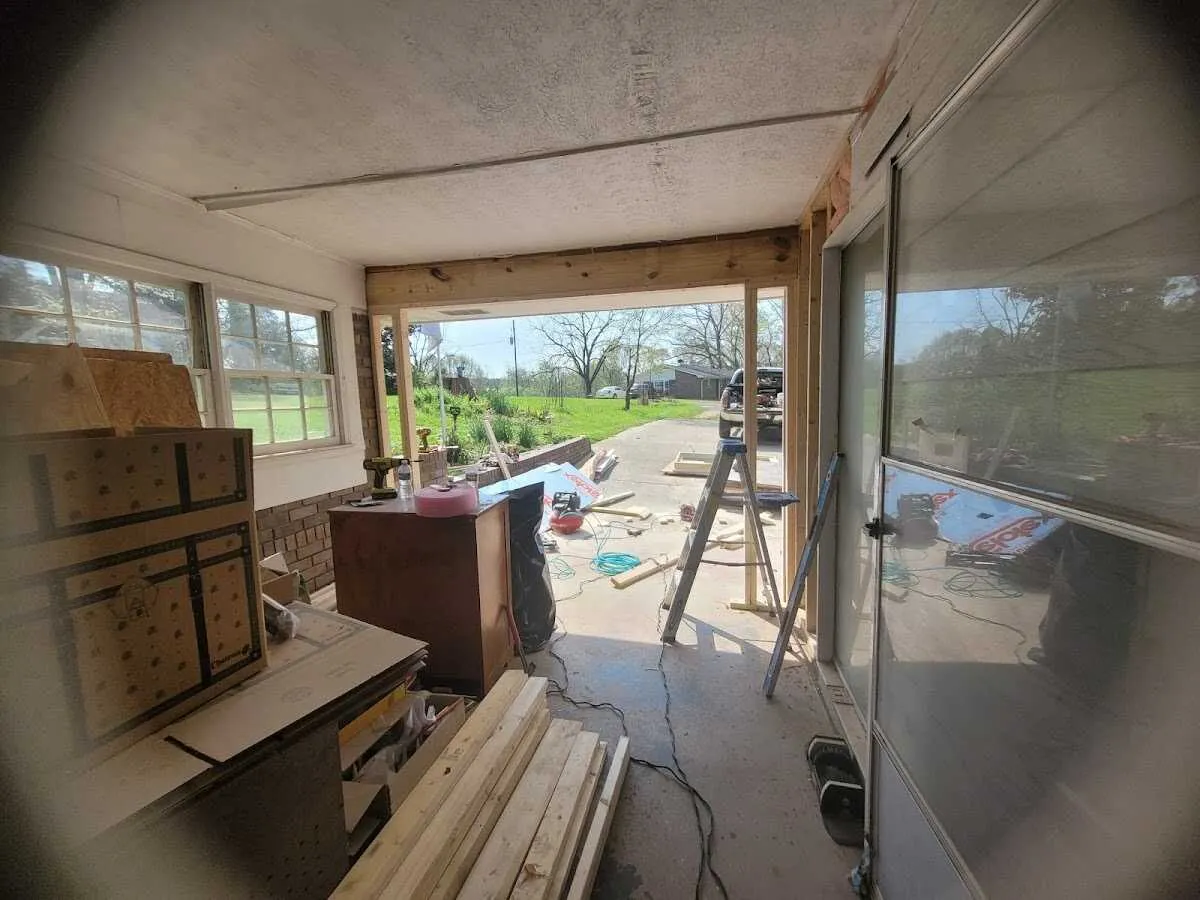 Air movers and dehumidifier for Water Mitigation Services in Schofield Barracks